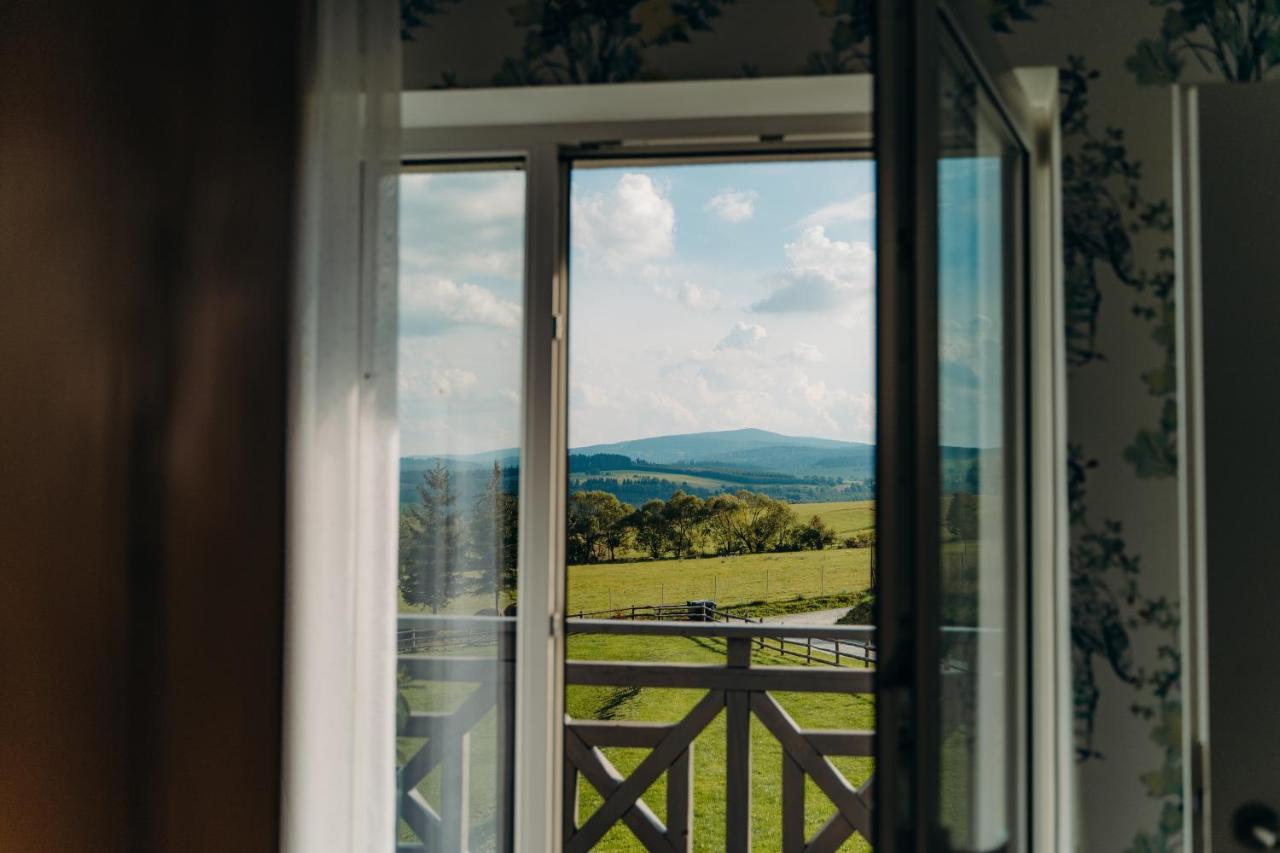 Jeleni Jar Apartamenty Душники-Здруй Экстерьер фото