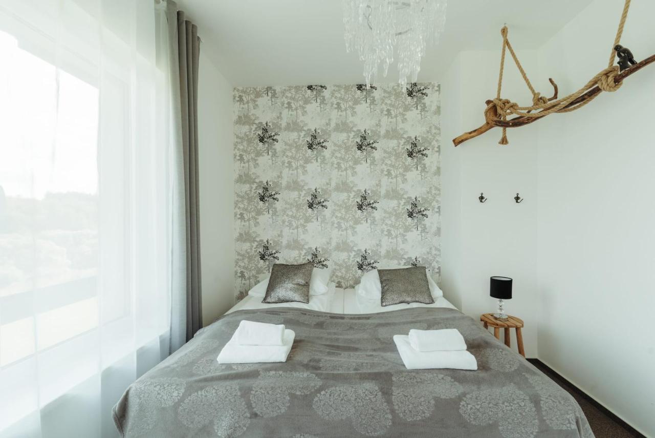 Jeleni Jar Apartamenty Душники-Здруй Экстерьер фото