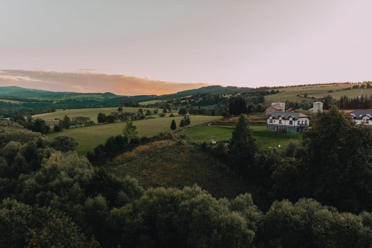 Jeleni Jar Apartamenty Душники-Здруй Экстерьер фото
